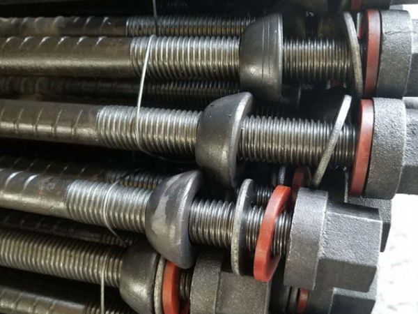 礦用錨桿使用過(guò)程中需要注意這些事情